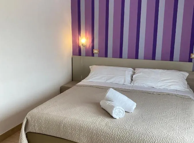 Sorrento Inn Lodge Nocleg ze śniadaniem 4*