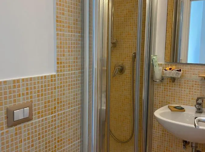 فندق مبيت وإفطار Sorrento Inn Lodge سورينتو