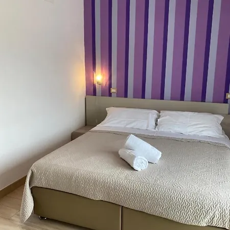 Sorrento Inn Lodge Отель типа 