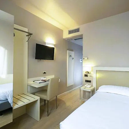 Sorrento Inn Lodge Сорренто